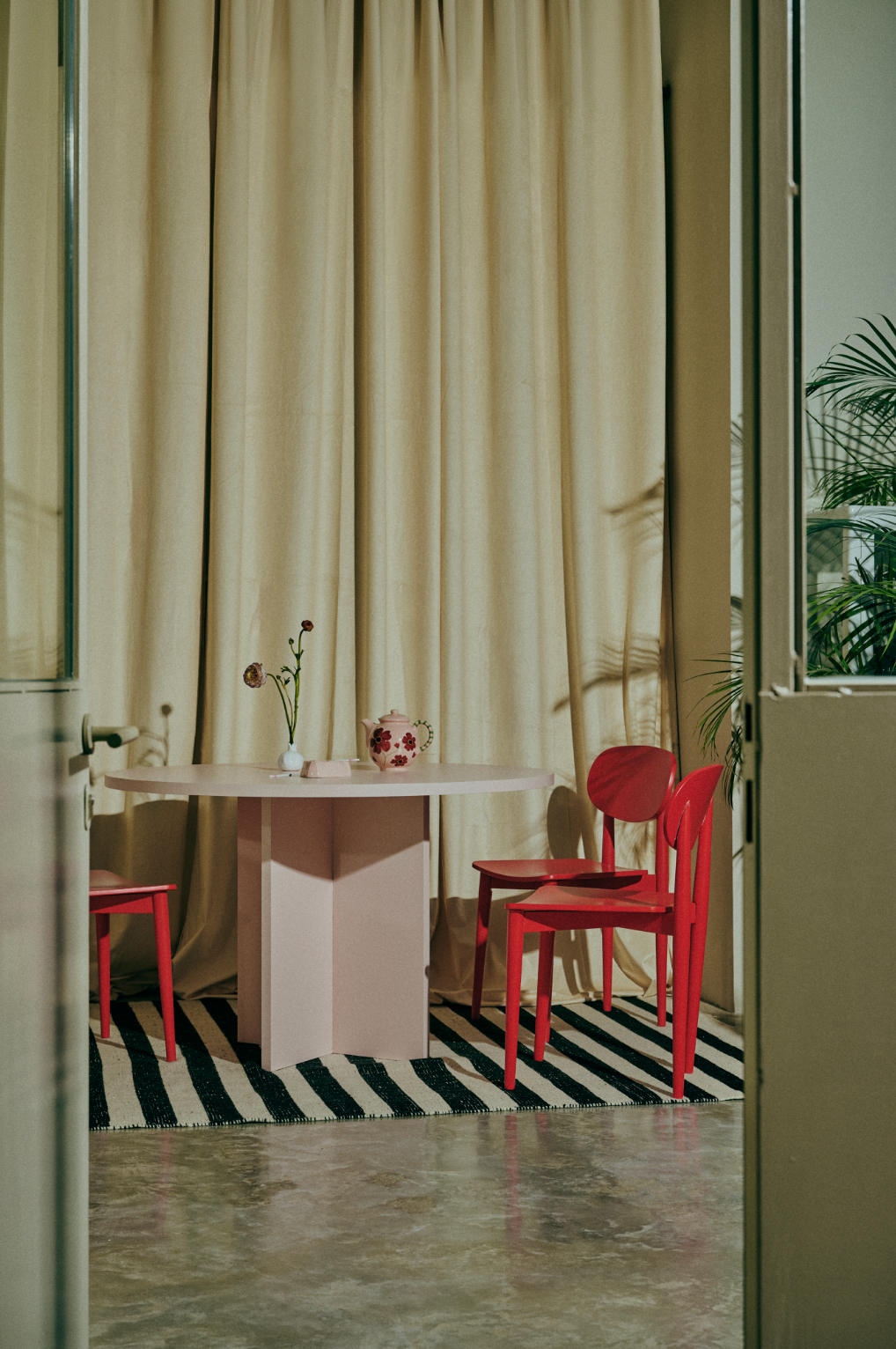 Table À Manger Matilda Ronde 120 Cm Laminé "Pink"