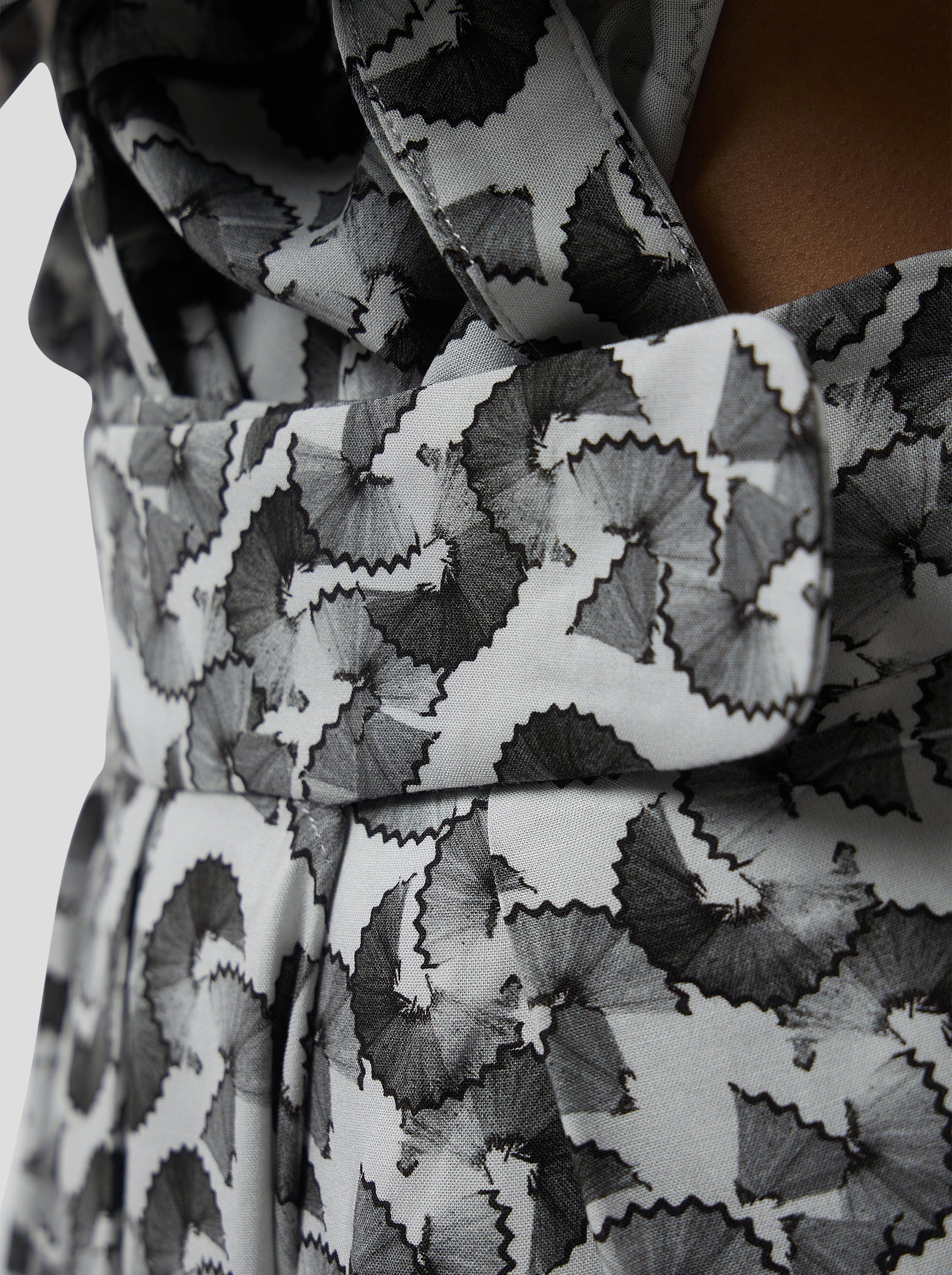 Pantalon Sakis In Lead Shavings Print
