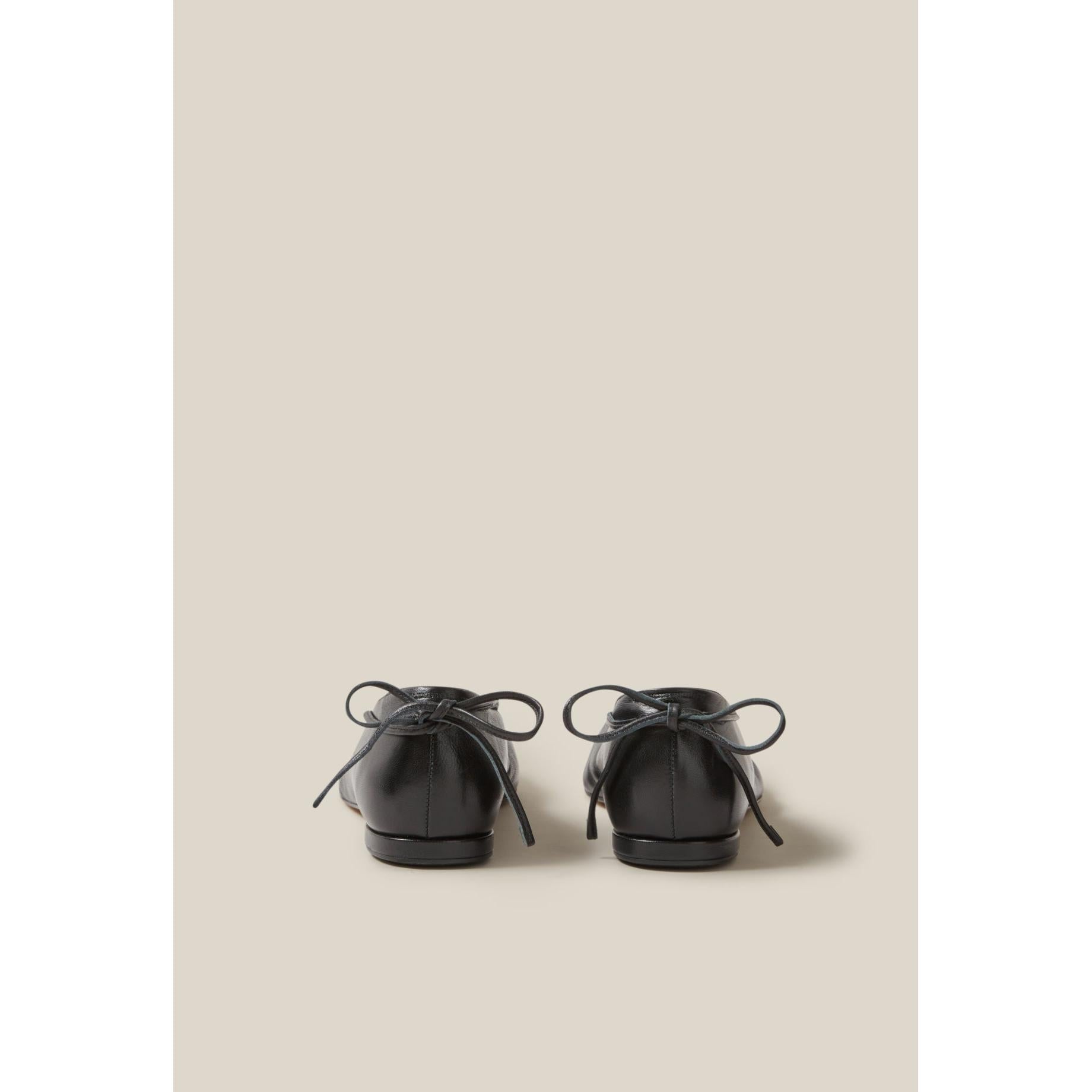 Bailarinas de cuero negras