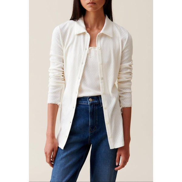 Top cuello camisero