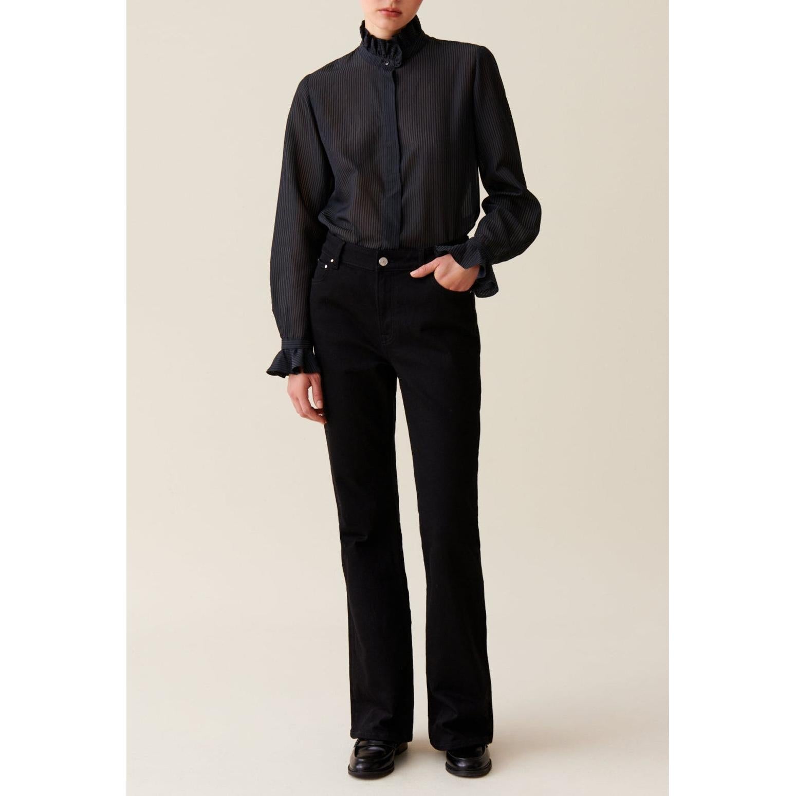 Camisa Fluida con Cuello Volante y Rayas