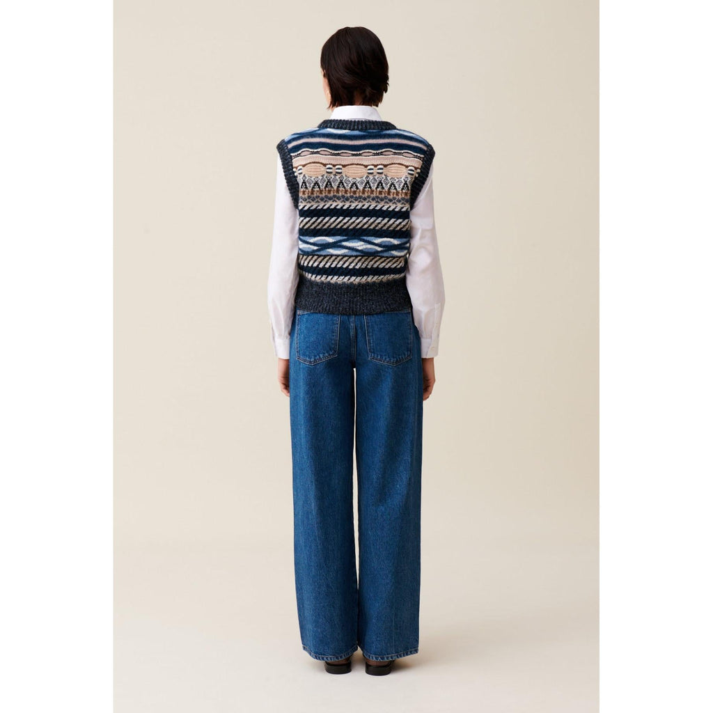 Patterned Striped Sleeveless Sweater