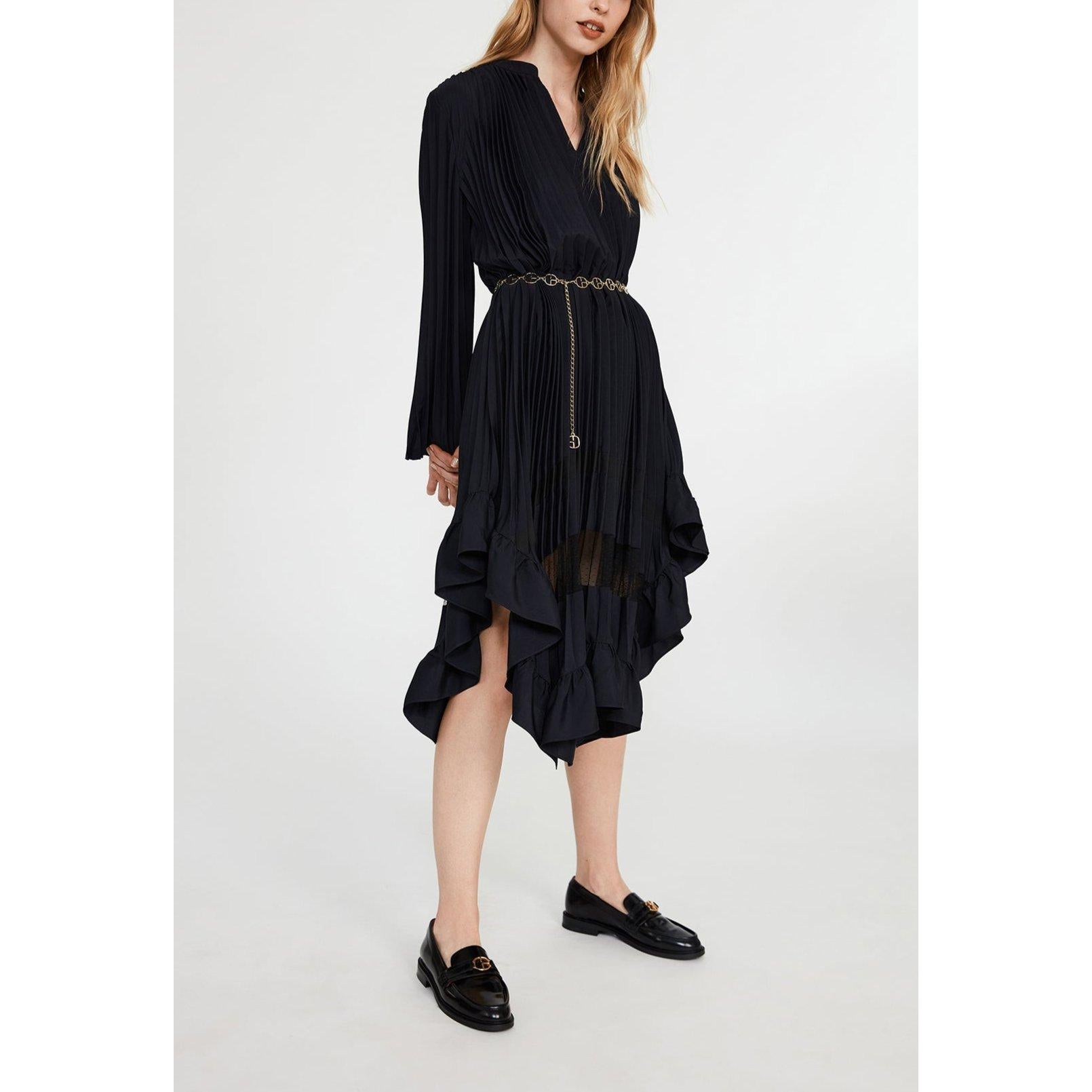 Robe Plissée À Volant