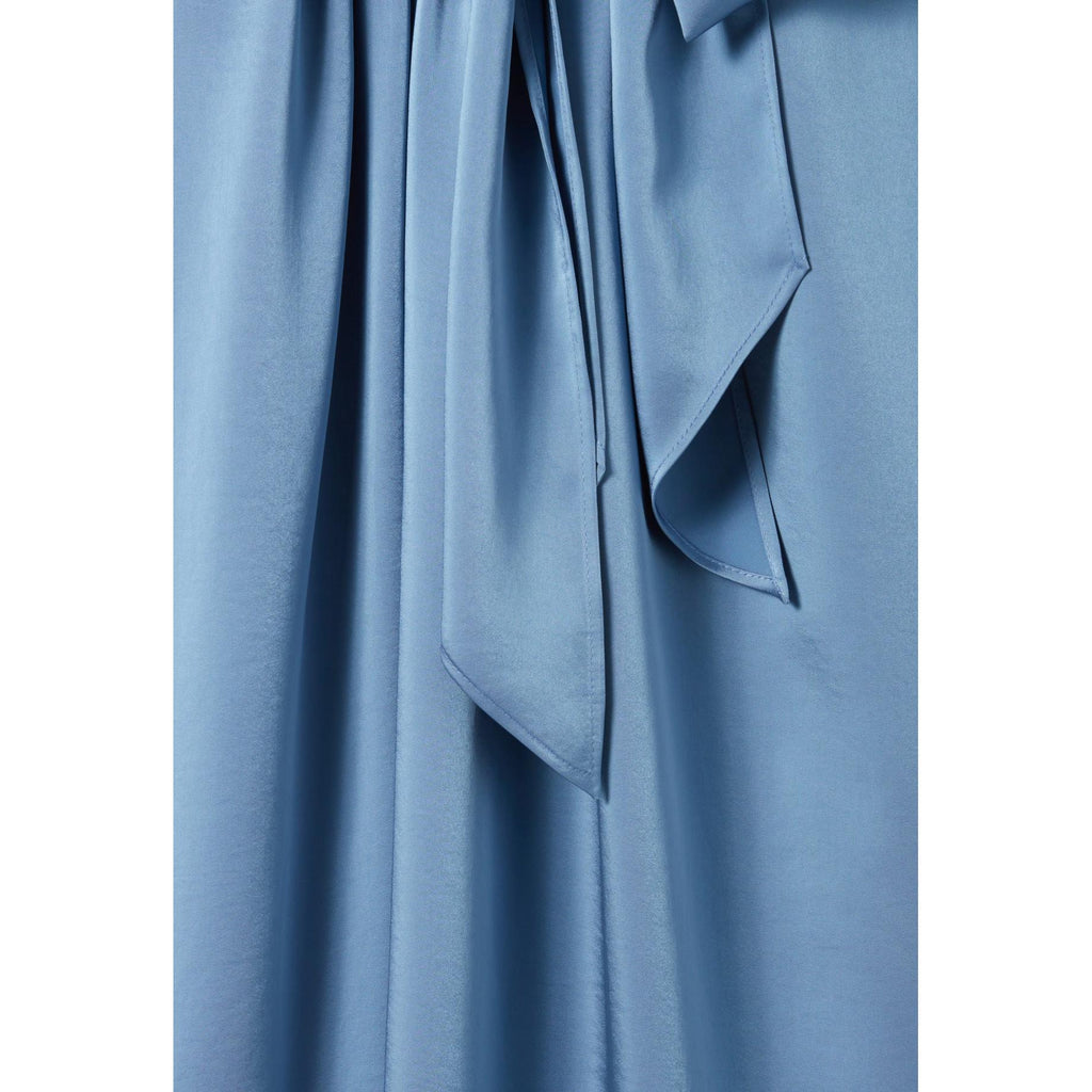 Fluid Black Lavallière Collar Dress