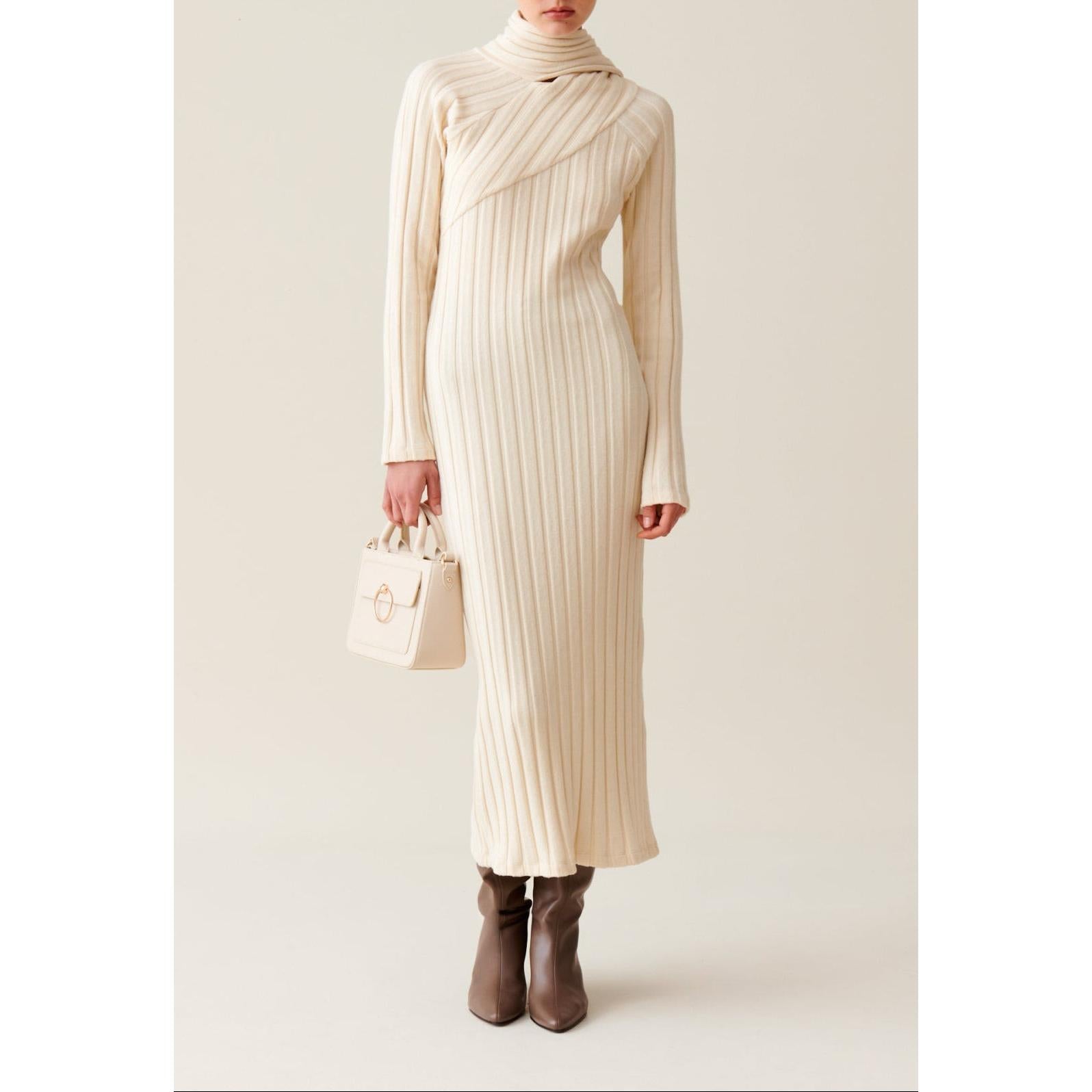 Robe Longue Maille Écharpe À Nouer