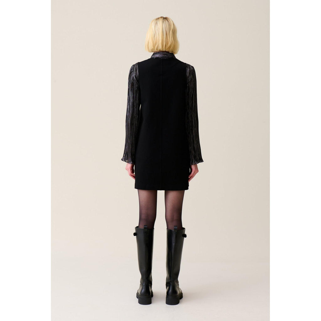 Vestido Corto Sin Mangas