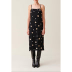 Vestido largo fluido con lentejuelas bordadas