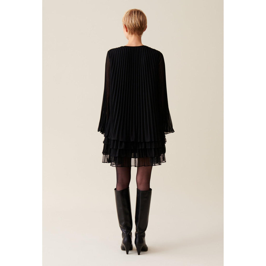 Robe Courte Noire Volantée