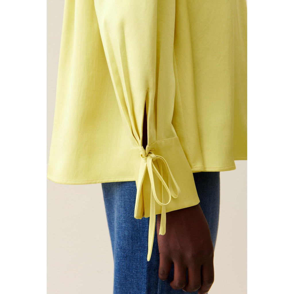 Blouse Fluide Col Ouvert