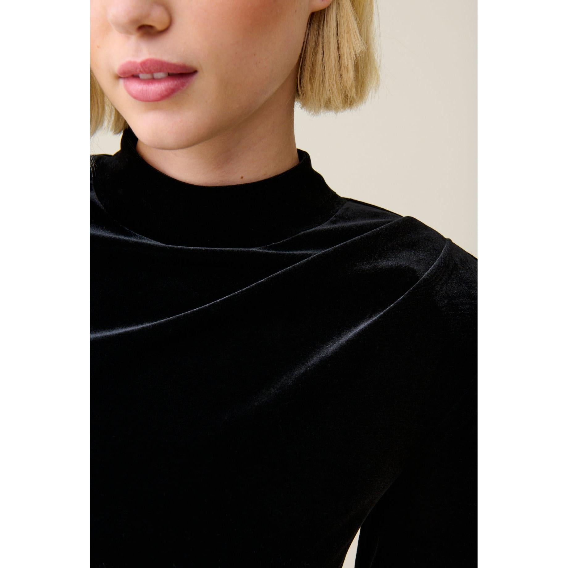 Claudie Pierlot - Top Ceñido Terciopelo Negro