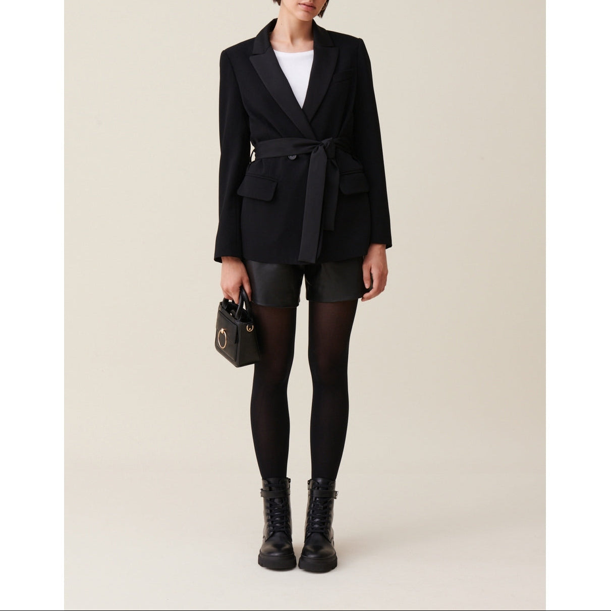 Black Valy Blazer