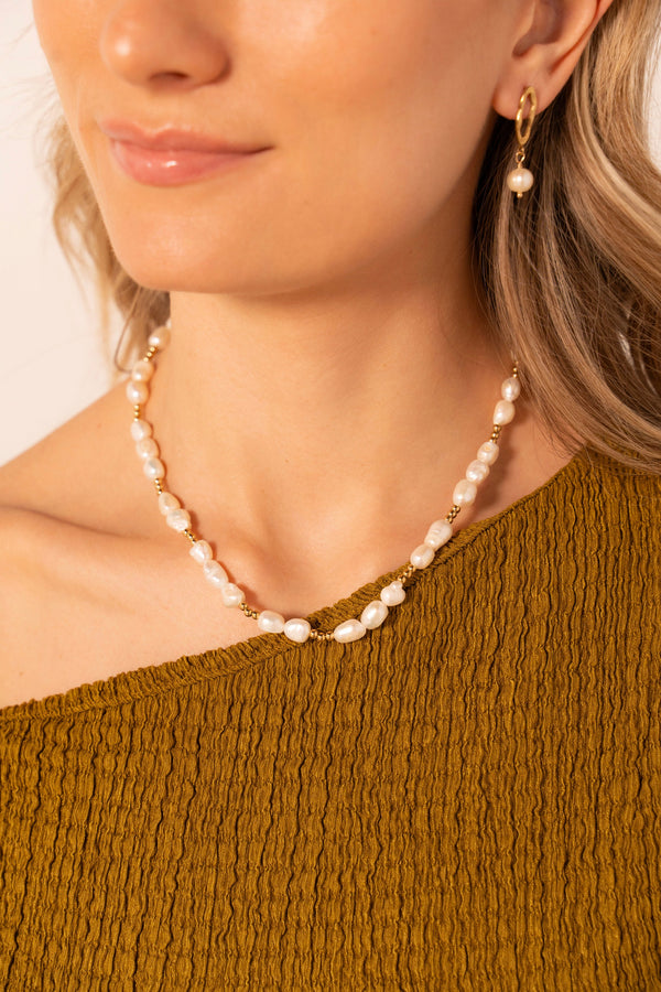 Coralia necklace