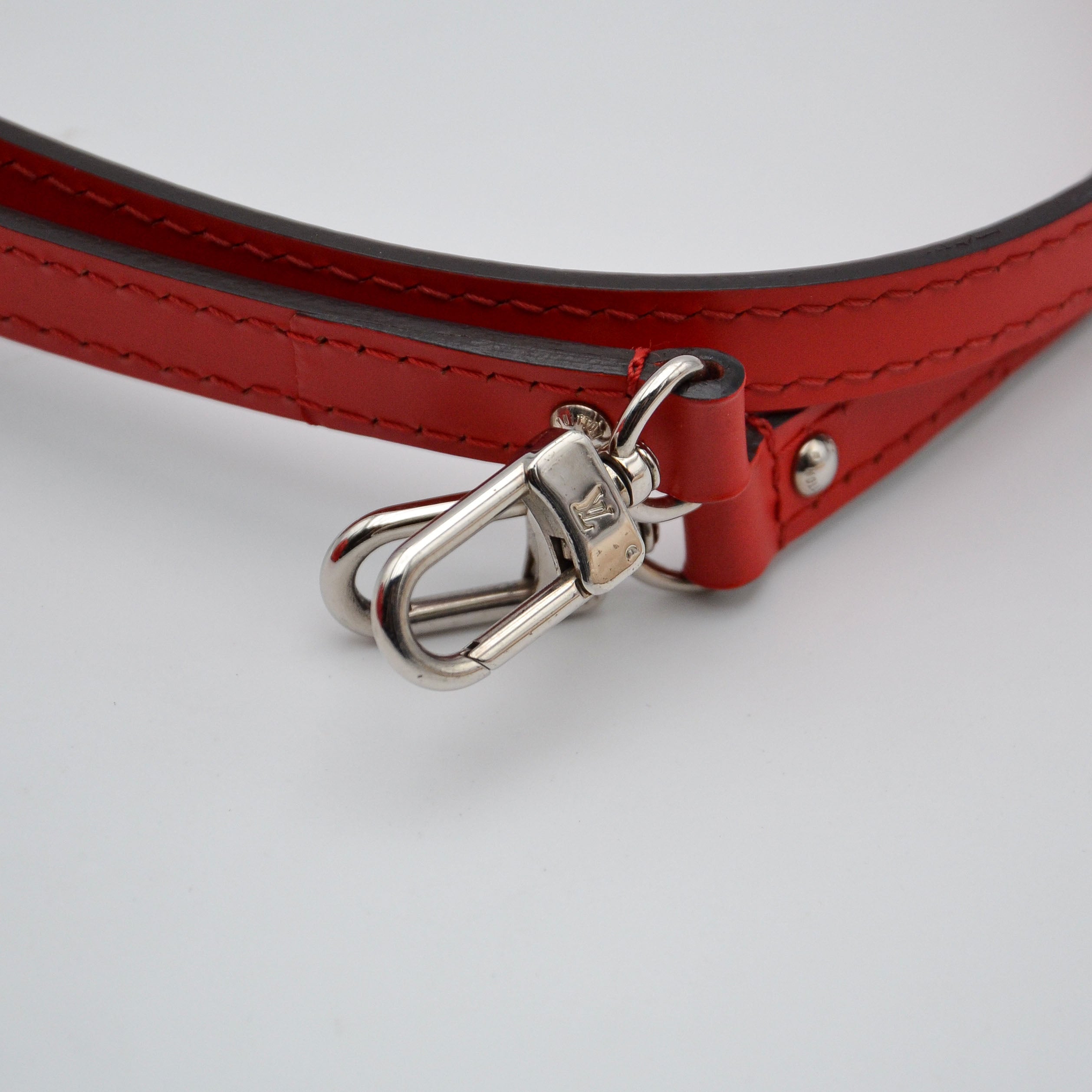 Louis Vuitton Alma BB Piel Épi Coquelicot