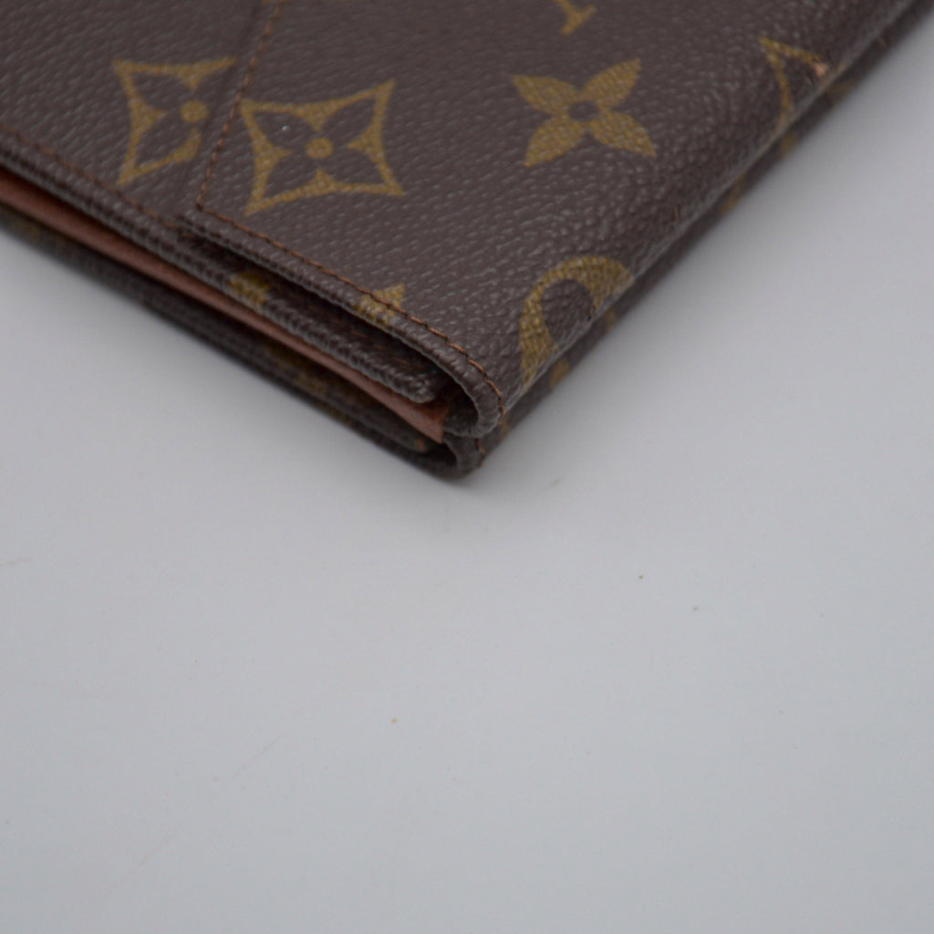 Louis Vuitton Vintage Monogram Élise Wallet