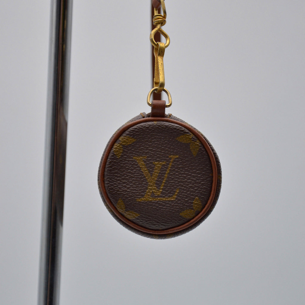 Louis Vuitton Pochette Papillon Monogram