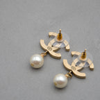 Boucles D'Oreilles Chanel Cc Émail Rose & Perle Pendante