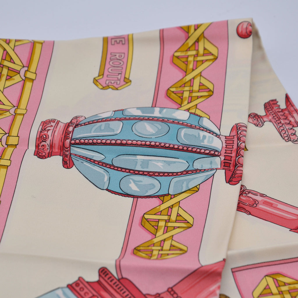 Hermès Carré 90 “Feux de Route”