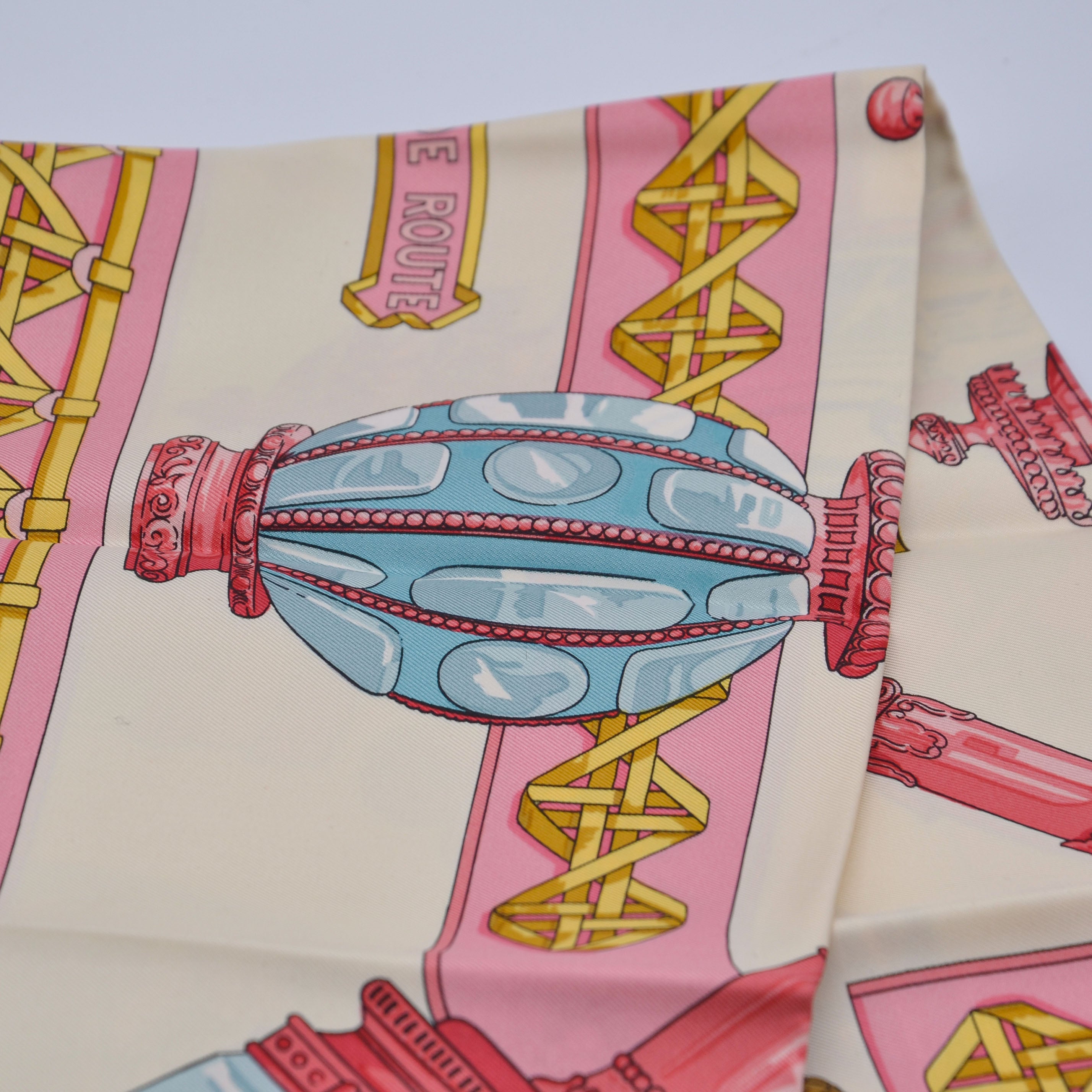 Hermès Carré 90 “Feux de Route”