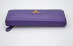 Cartera larga Prada en cuero Saffiano morado