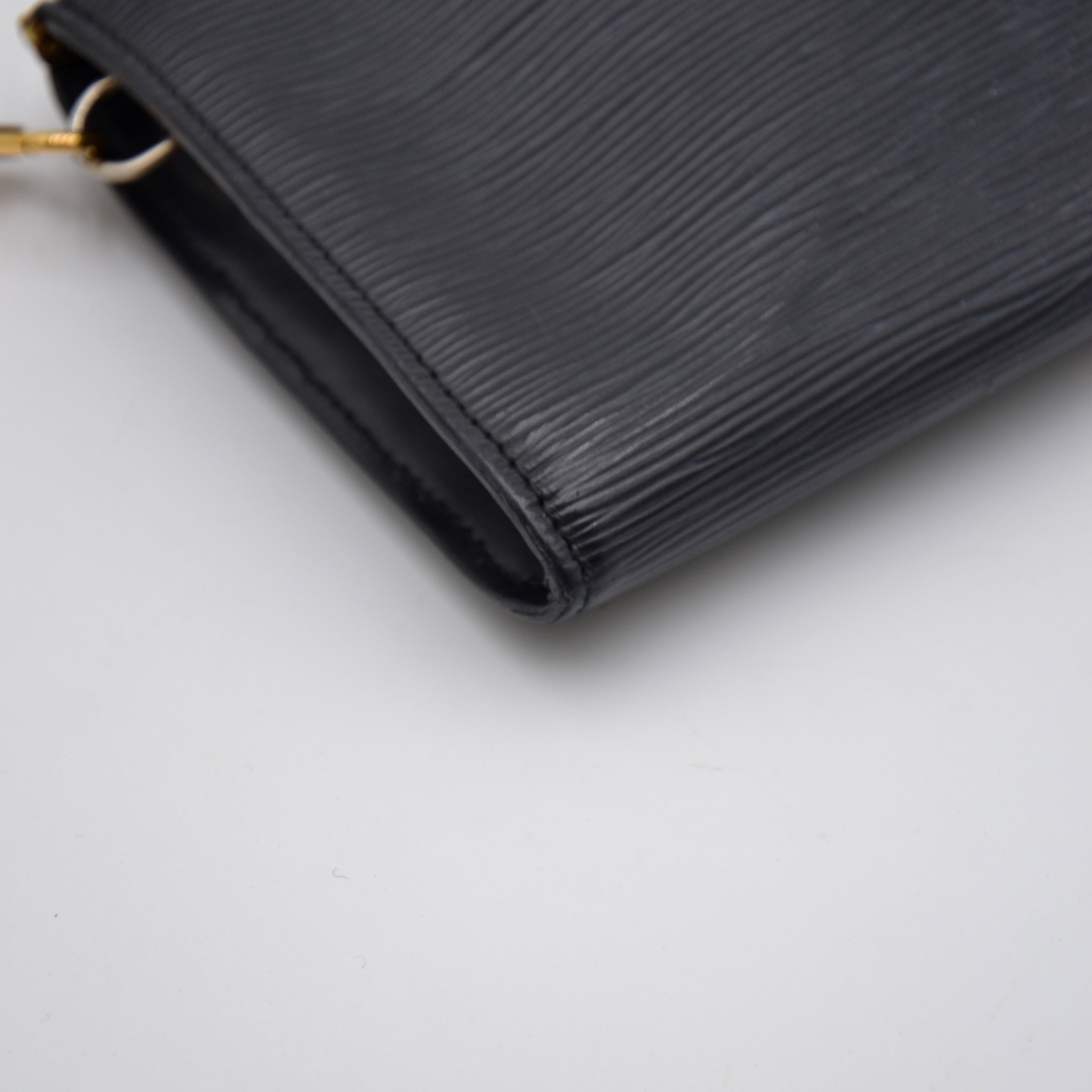 Pochette Louis Vuitton Accessoires Cuir Épi Noir