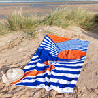 Lointain - Beach Towel - Blue