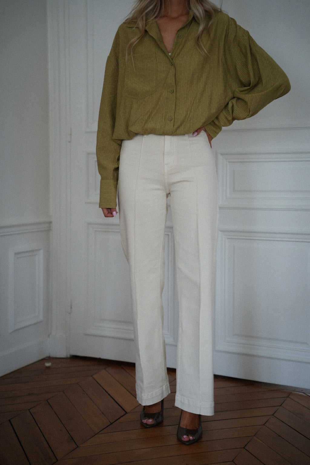 Mocha Straight Jeans - Cream