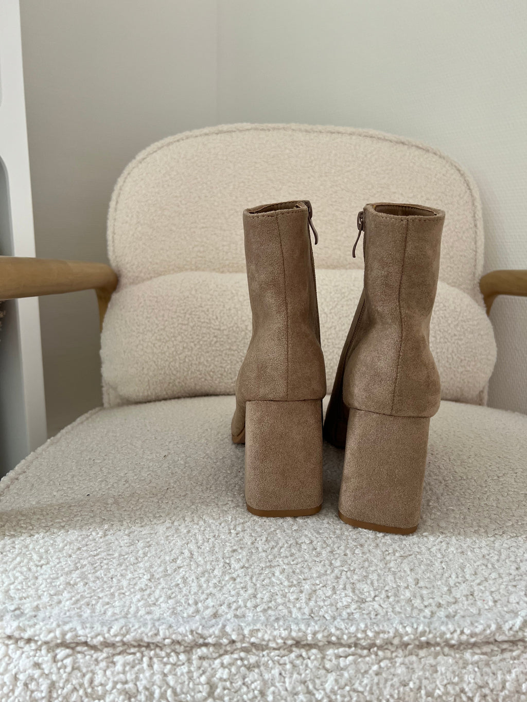 Bottines en suédine Mia beige