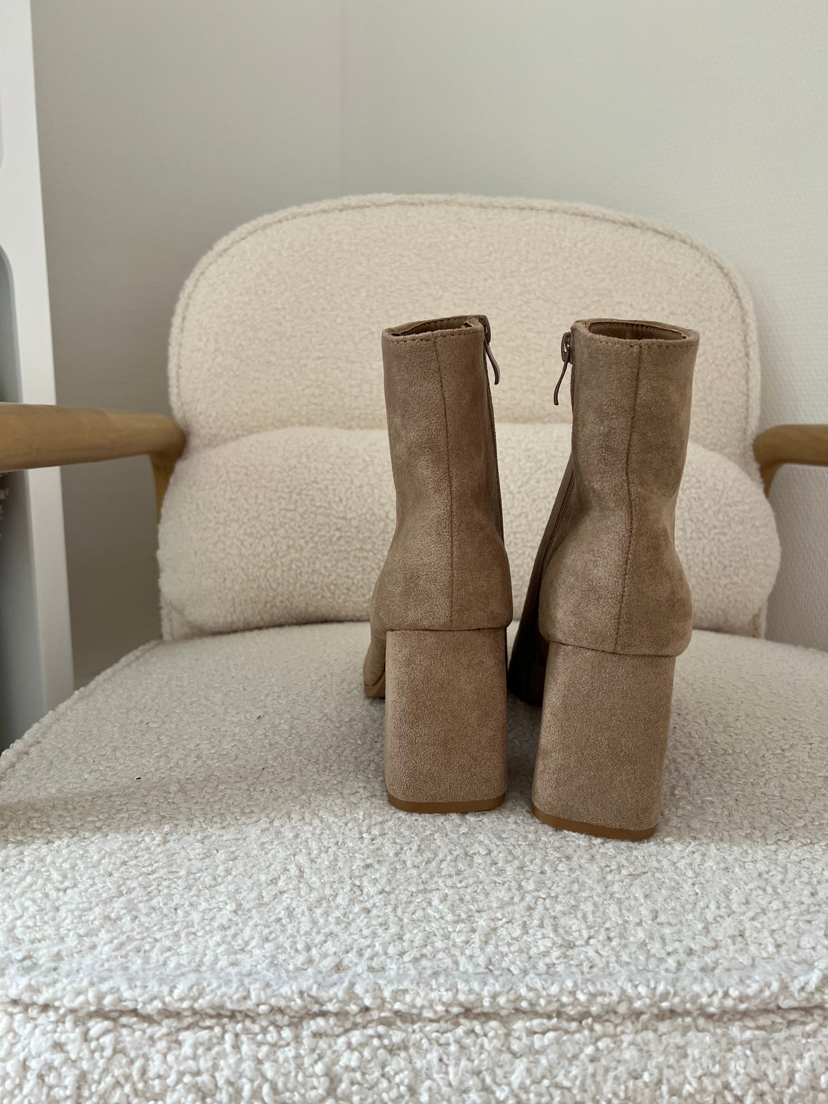 Bottines en suédine Mia beige