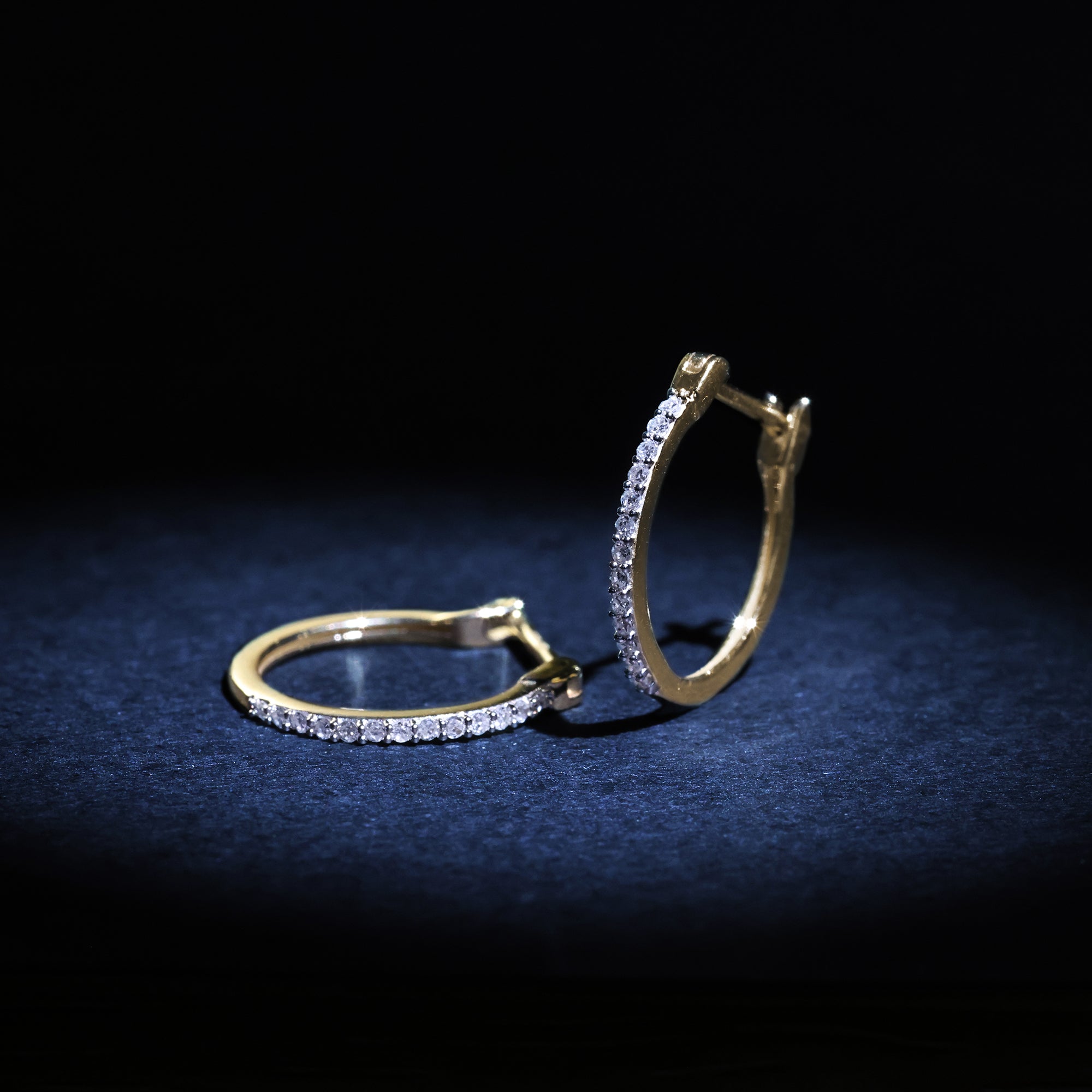 Pendientes “Sublime Criollo” D0.10Ct/26 – Oro Amarillo 375/1000