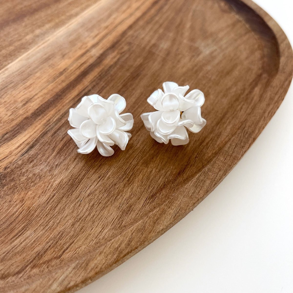 Boucles D'Oreilles Edna - Doré / Blanc