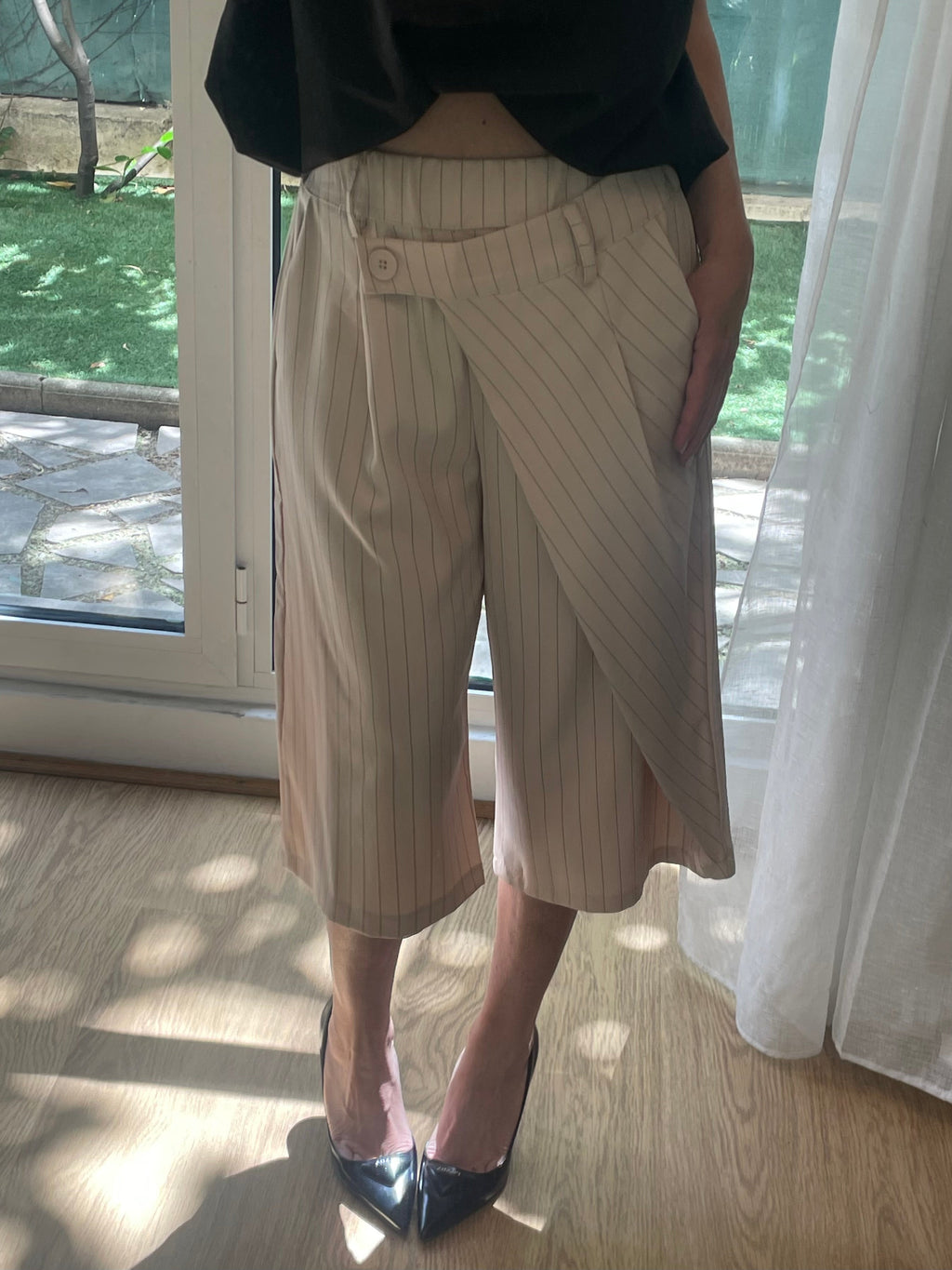 Bermudas Mina Beige