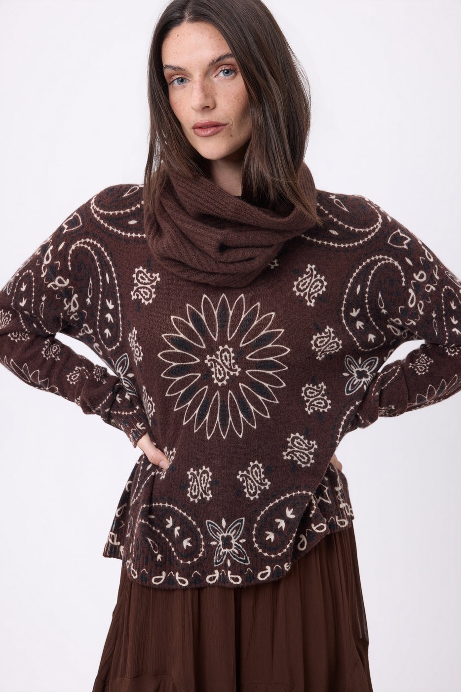 Elio Neck Warmer - Chocolate Brown - Unisex