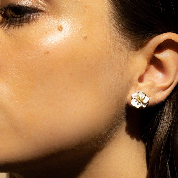 Pendientes “Orquídea” – Oro Amarillo