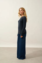 Crew-Neck Jumper - Etret - Caviar