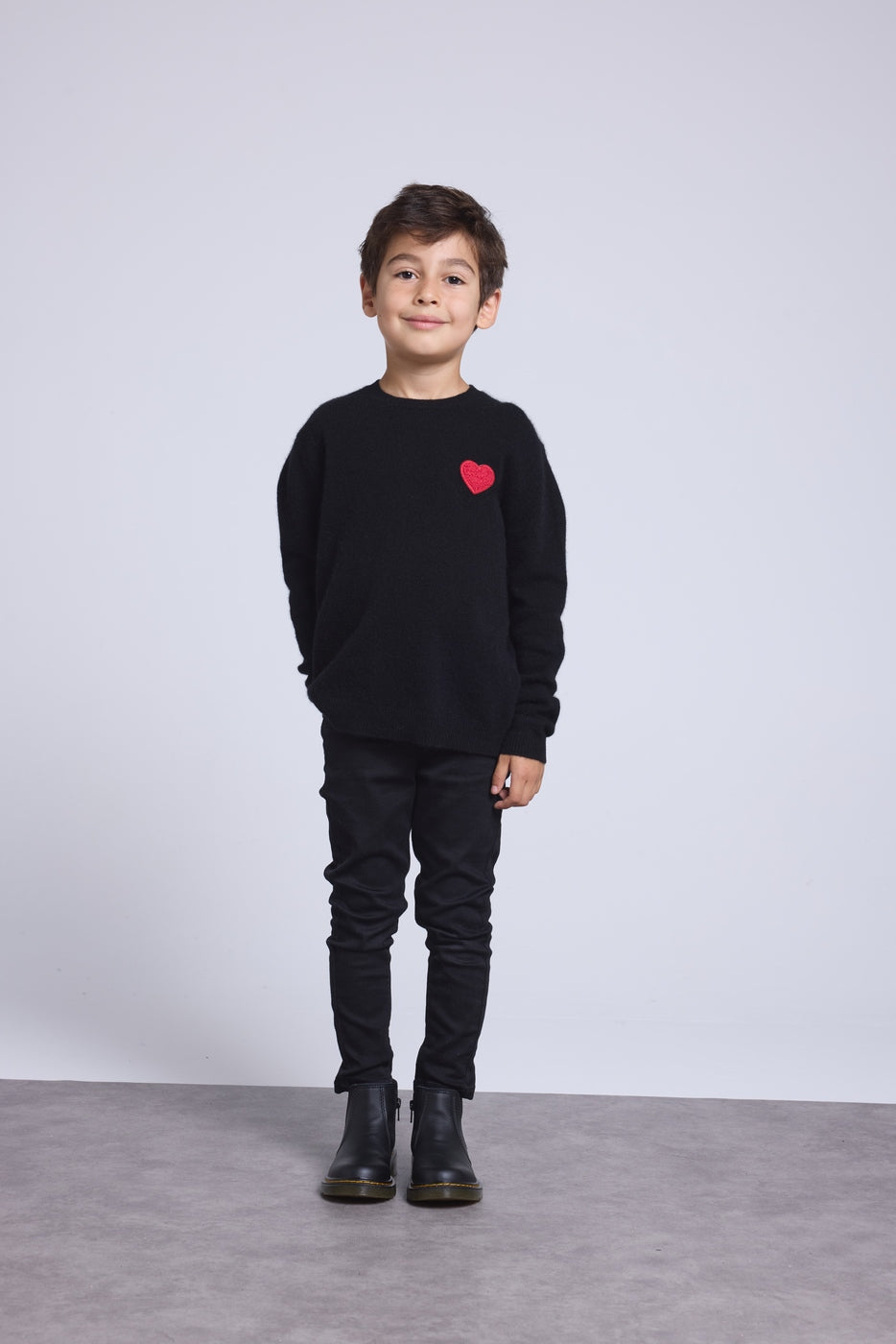 Jersey de cuello redondo con corazón y pompón Evy - Negro Rojo - Infantil
