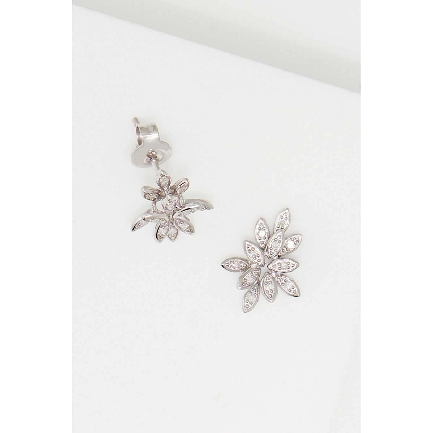 Pendientes "Ramo" D0.12/22 - Oro blanco 375/1000