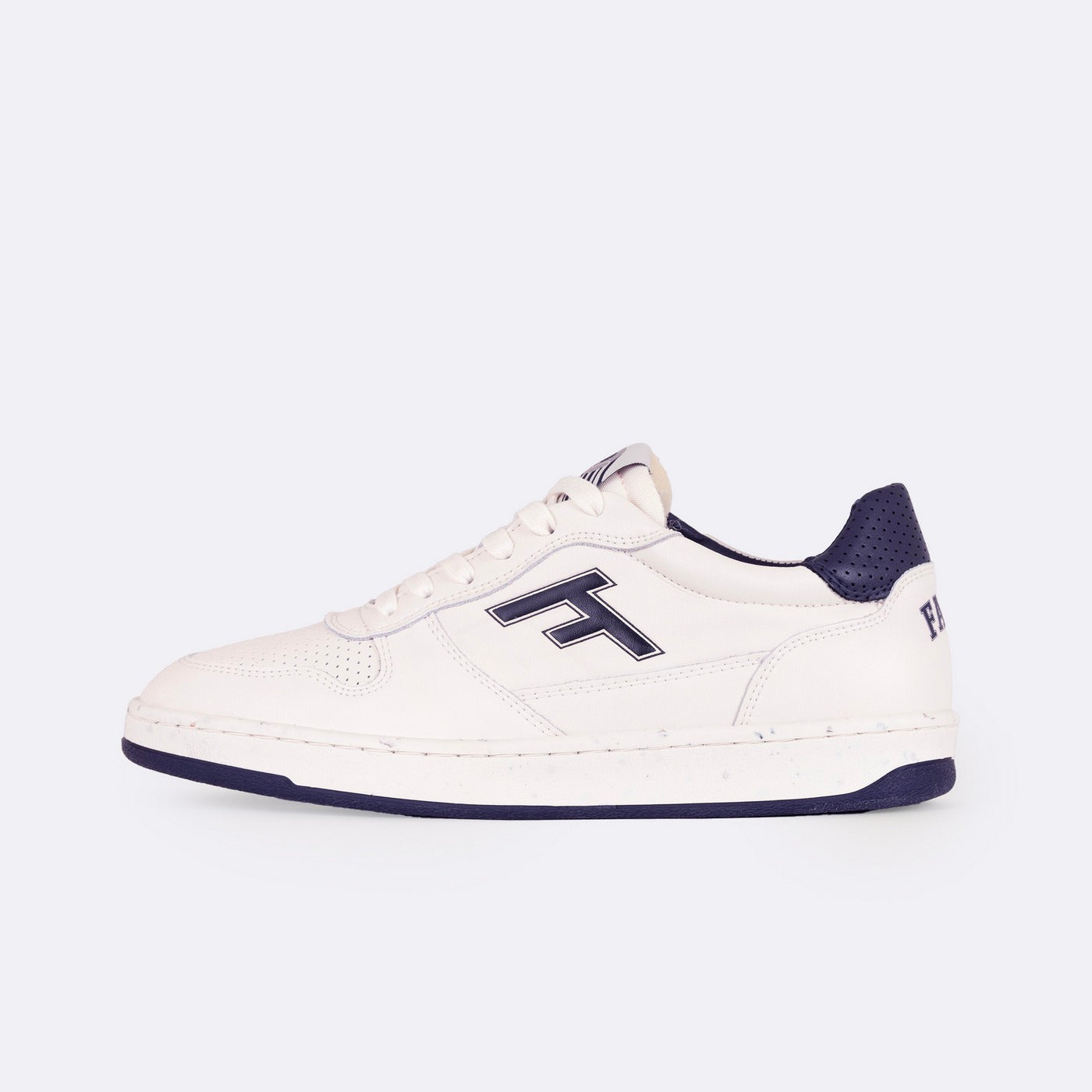 Ecru & Navy Alder Trainers - Unisex