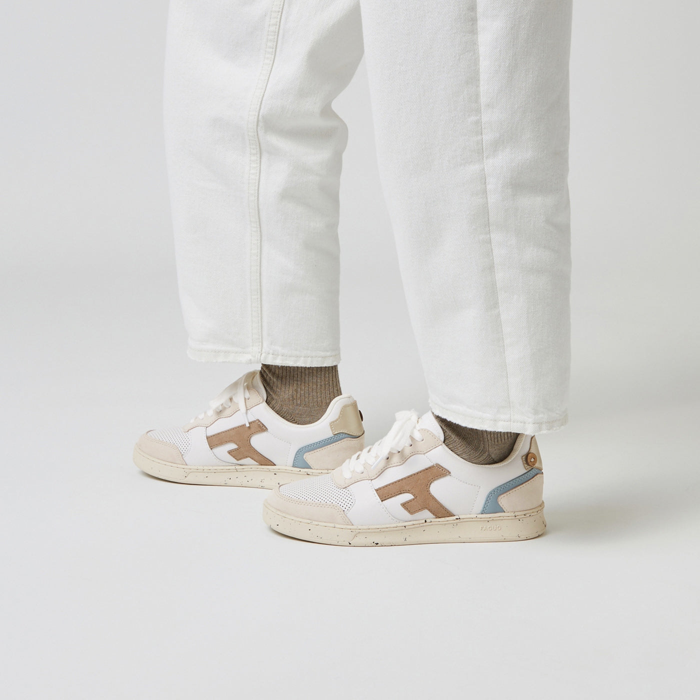 Zapatillas Blancas & Beige Hazel - Mujer