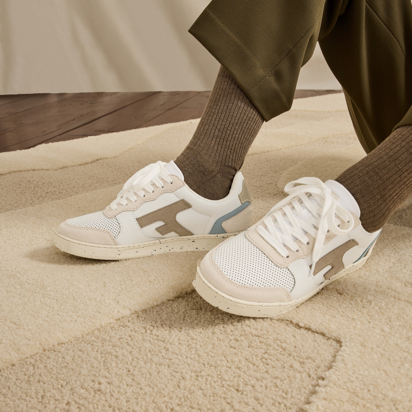 Zapatillas Blancas & Beige Hazel - Mujer