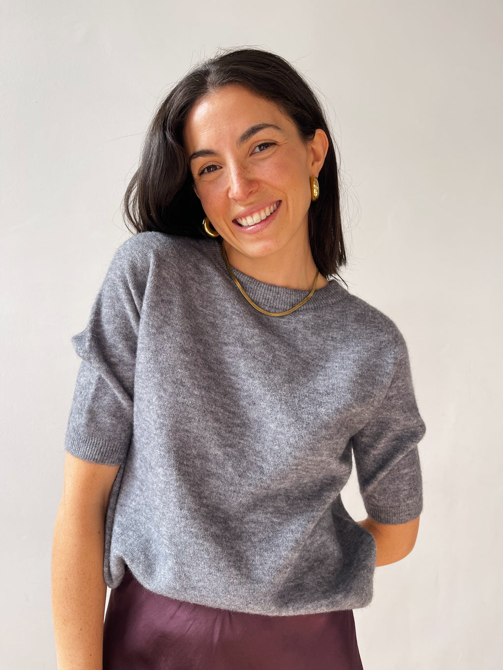 Camiseta de punto gris