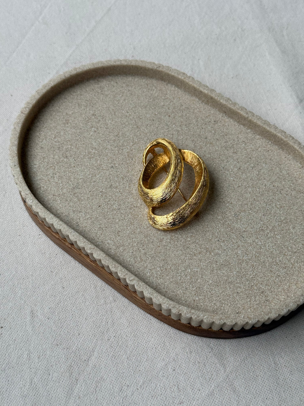 Vintage Brooch - Brushed Spiral