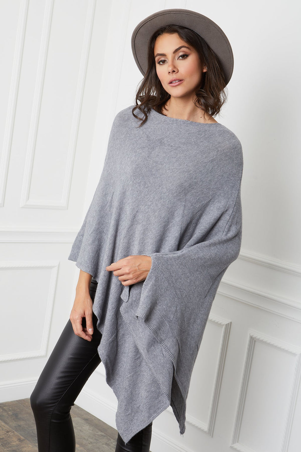 Fano Poncho - Grey
