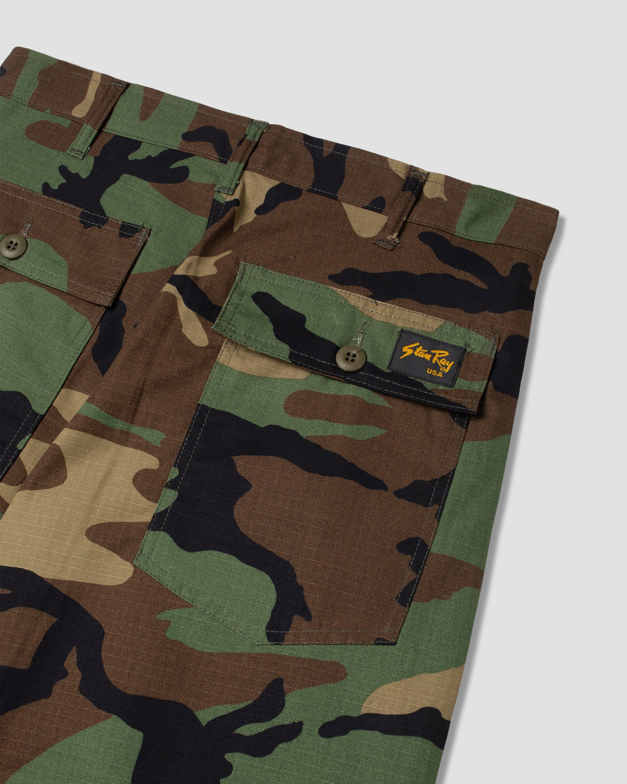 Pantalones cortos de fatiga - Woodland Camo