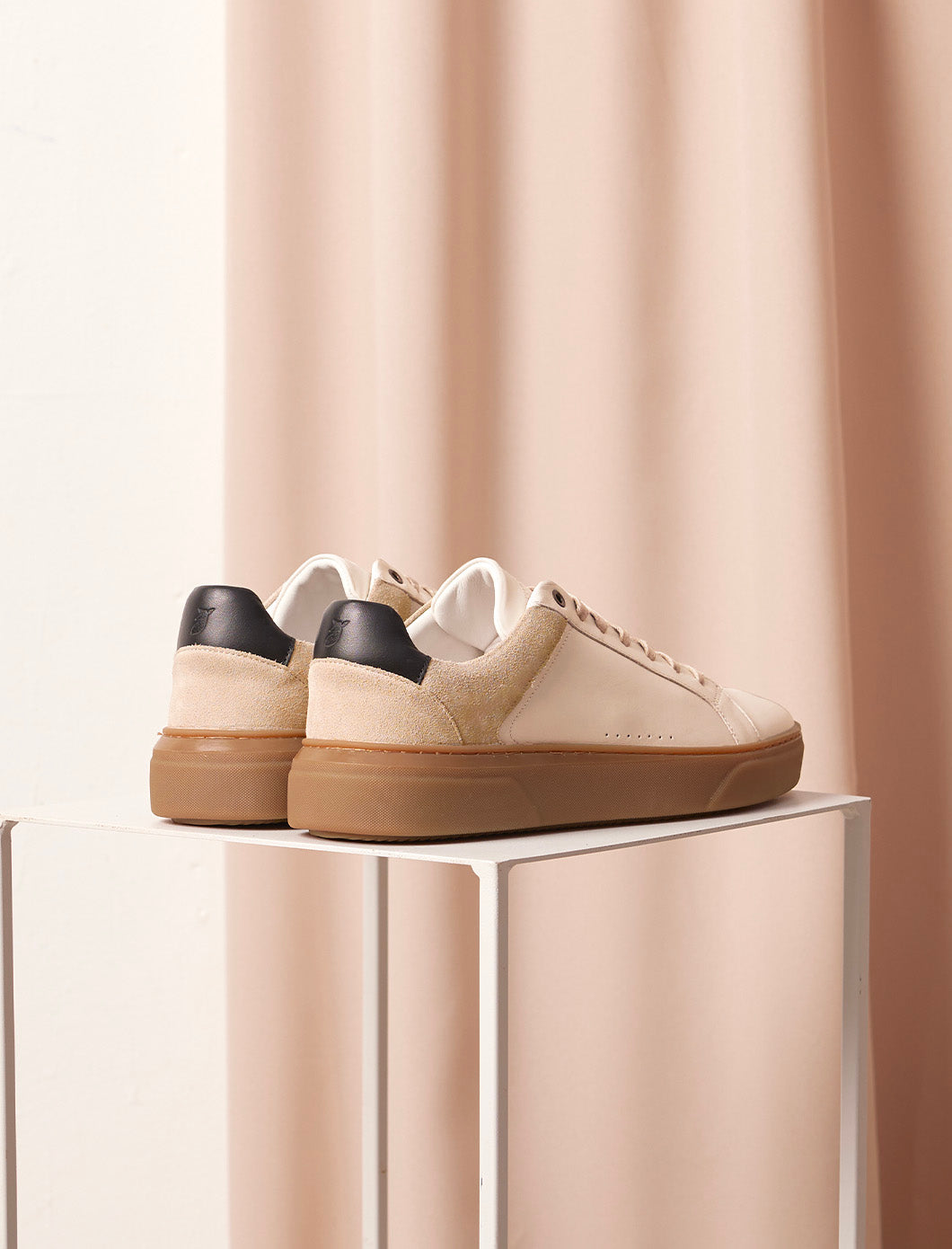 Lino Lace-Up Trainers - Cream & Black - Men
