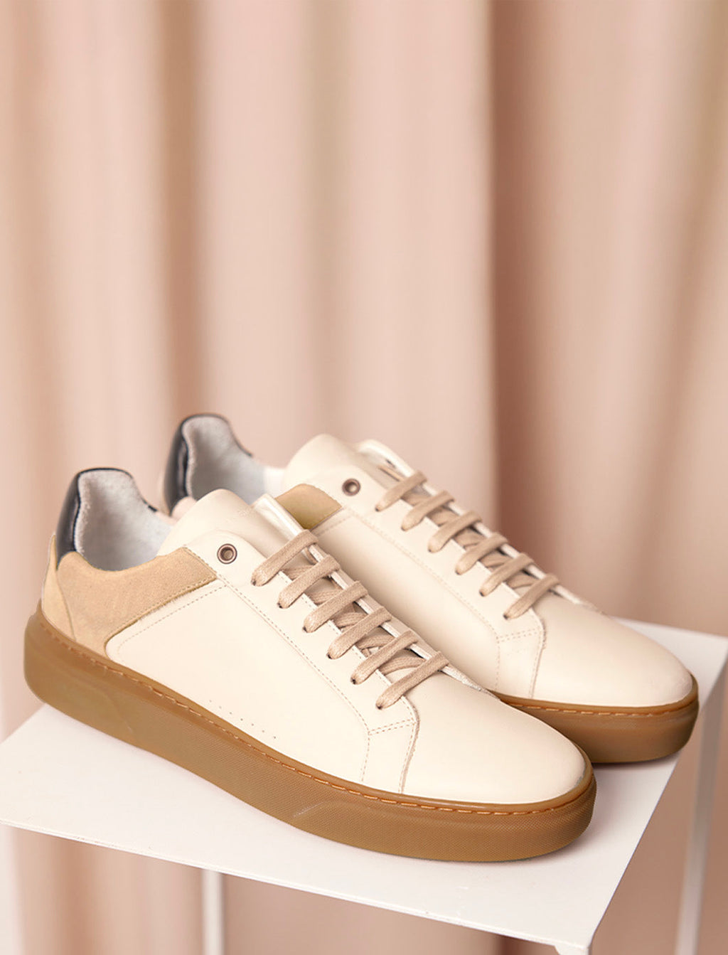 Lino Lace-Up Trainers - Cream & Black - Men