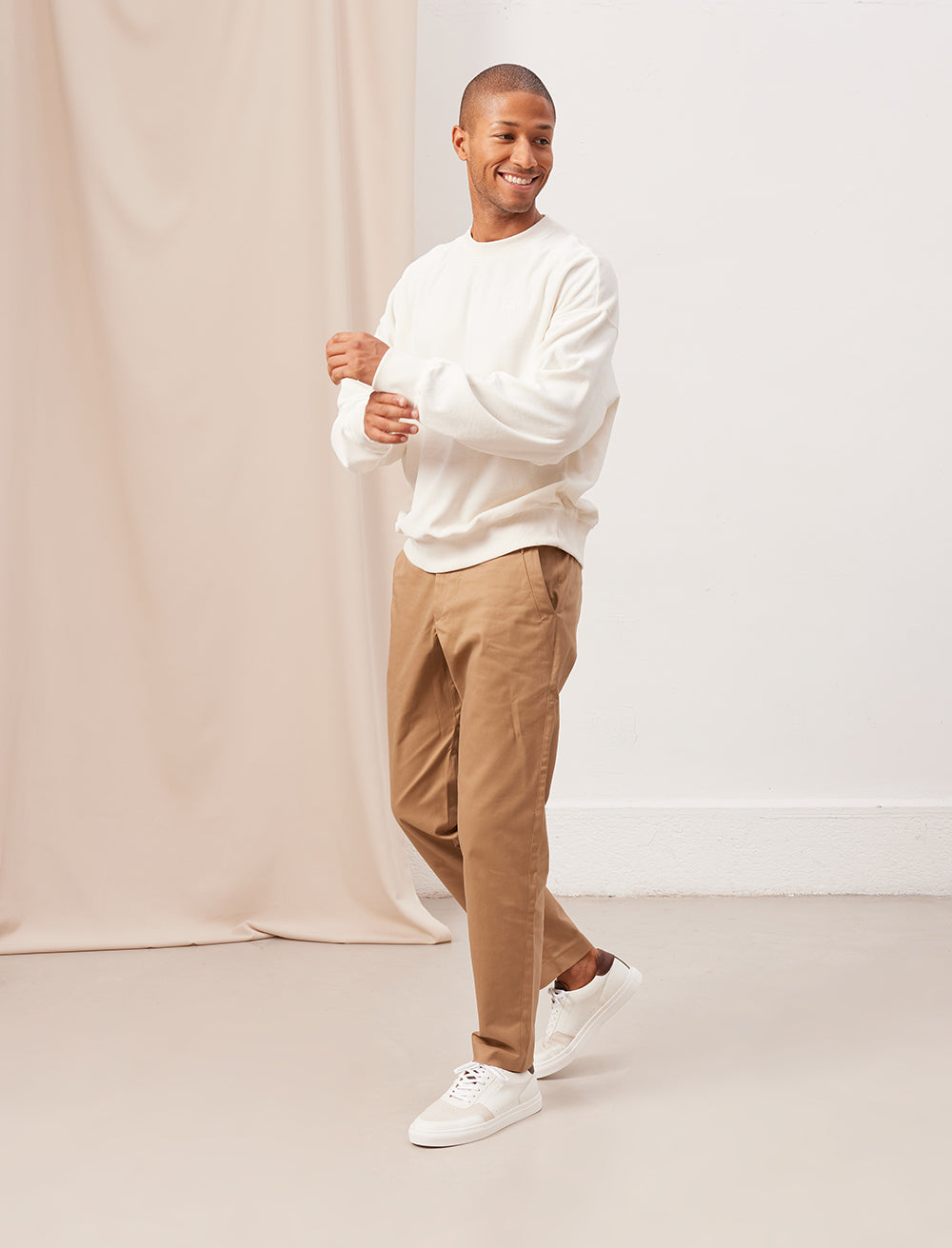 Frisco V3 Lace-Up Sneakers - White & Burgundy - Men