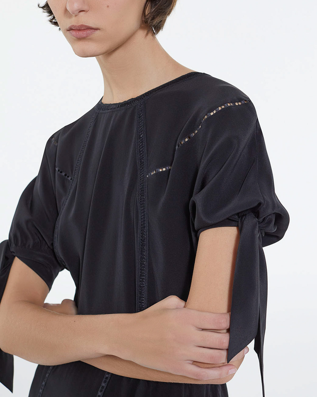 The Kooples - Vestido Corto De Seda Negro Con Mangas Lazadas - Mujer