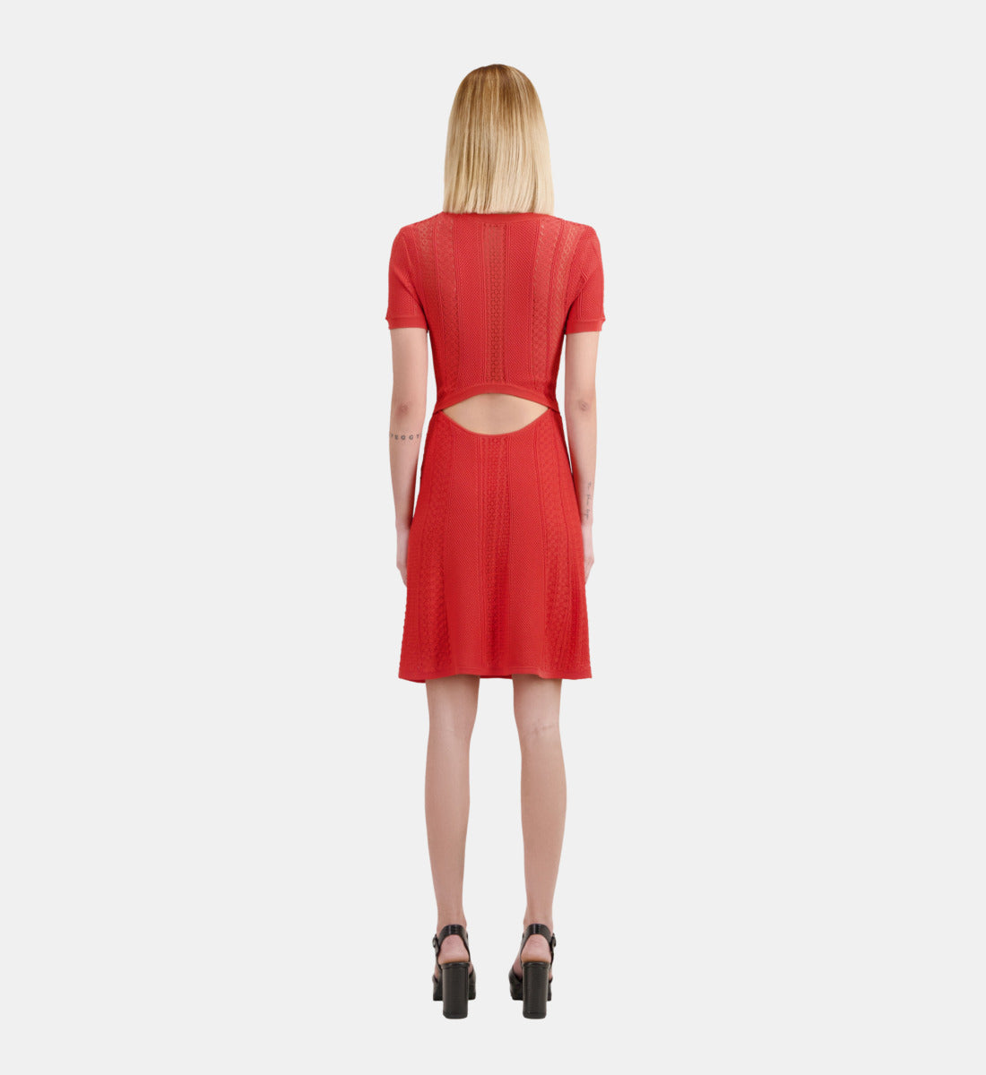The Kooples - Robe Courte Avec Ouverture Dos Et Details De Points