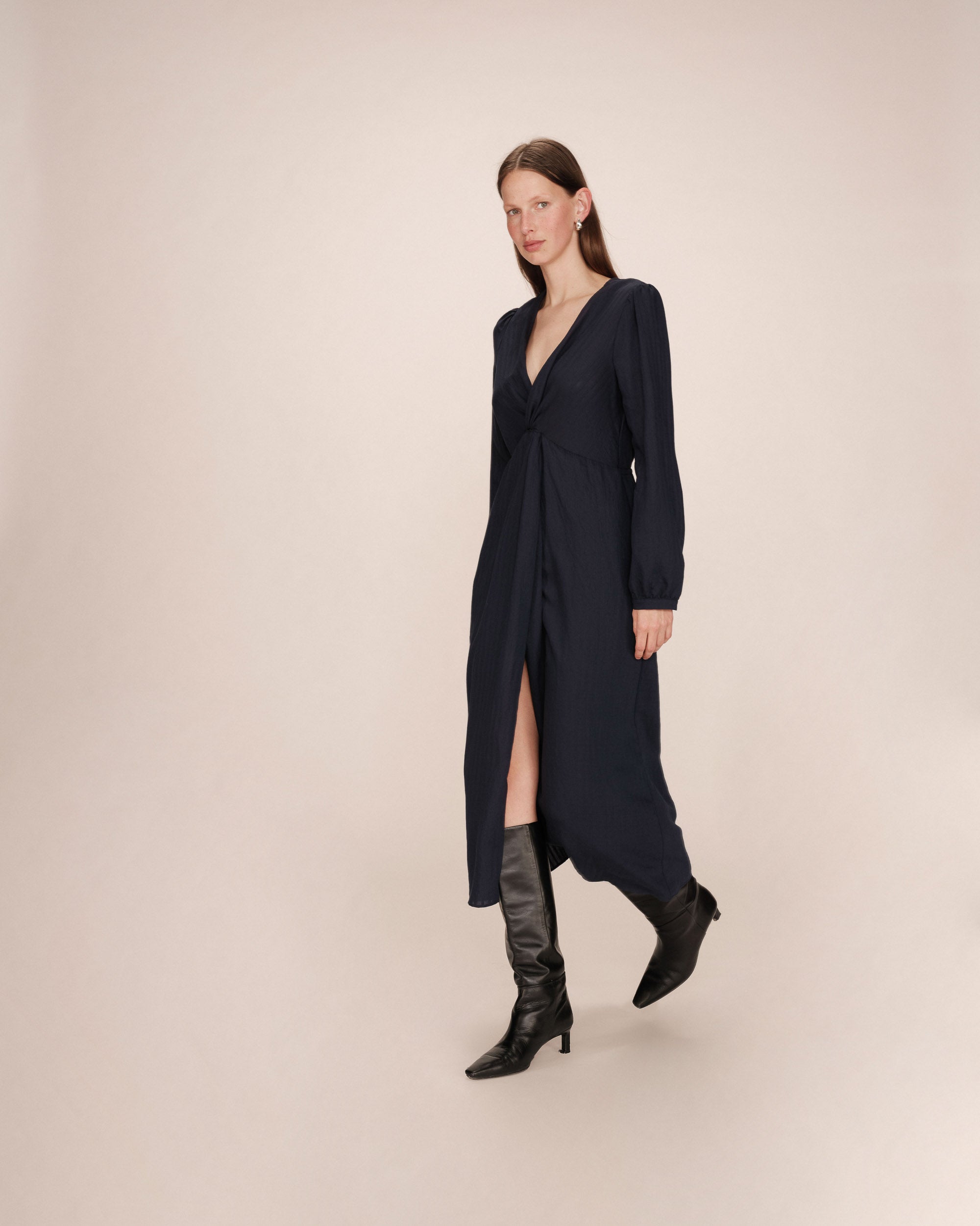 Long Dress V-Neckline Navy Shirley