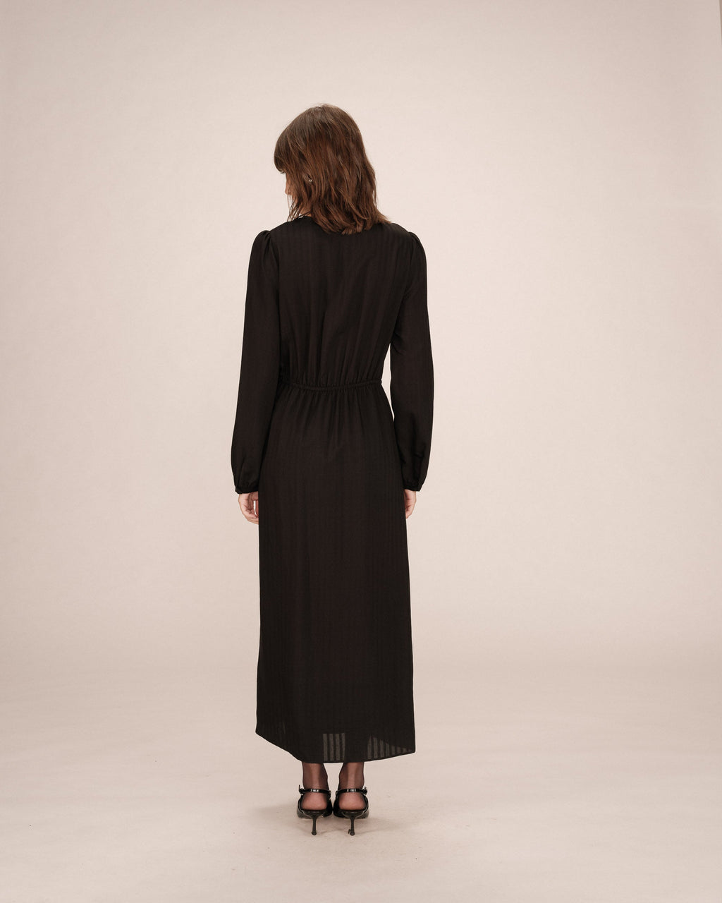 Robe Longue Decollete V Noir Shirley